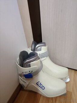 Detské ľadové korčule so zubkami ROCES č.29 - 18 Eur