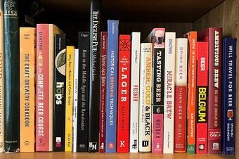 Rozpredám knižnicu