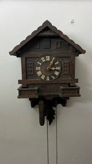 Starožitné kukučkové hodiny