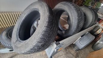 275/55 r17