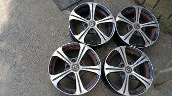 Disky elektróny z Mazdy 3 rv2005. Treba nastriekat.