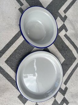 Plechove smaltovane taniere/misky Ikea