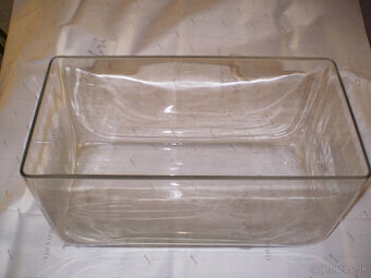 akvárium s príslušenstvom