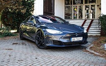 Tesla Model S 75D, Free Supercharger