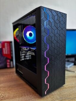 Herné PC: Ryzen 5 5600X, RX 6600 XT, 16GB RAM, 1T NVMe