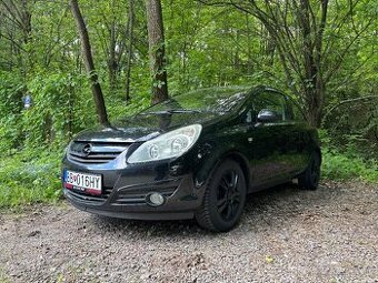 Predám Opel Corsa D 1,4 benzin 2008 3 dverove