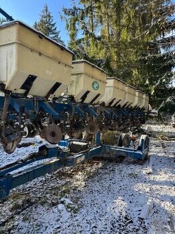 KINZE 3600