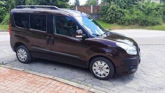Fiat Dobló Panorama 2.0 MJTD 99kW/135koni 5 miest klima