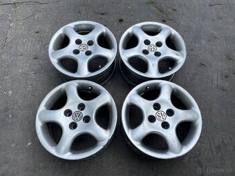 Elektrony 4x100 R15
