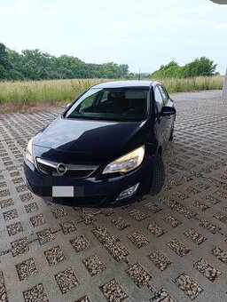 Opel Astra 1,4 Turbo Lpg