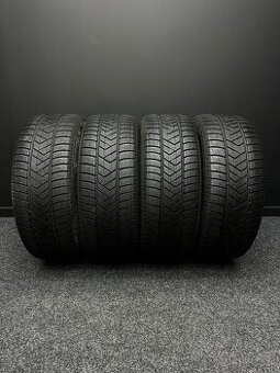 Sada pneu Pirelli 235/60/18 107H