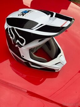 Prilba Fox V1 - 1
