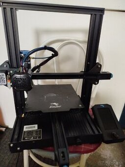 Predám 3d tlačiareň creality ender 3v2 - 1