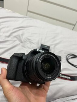 Canon EOS 2000D - výborný stav, komplet balenie
