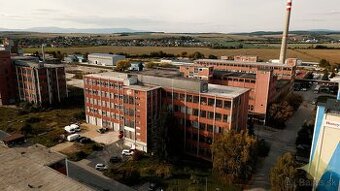 Ponúkam na predaj výrobno - skladové priestory Partizánske - 1