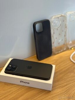 iPhone 15 128GB