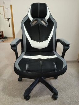 Kancelárska stolička