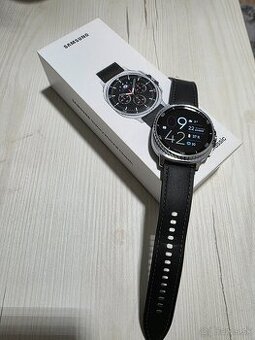 Inteligentné hodinky Samsung Galaxy Watch8 Classic 46 mm LTE