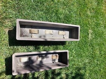 Predam samozavlazovacie kvetinace