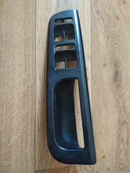 Madlo dverí vw passat b5.5