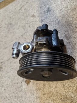 Servočerpadlo Mercedes Benz, w203, C240