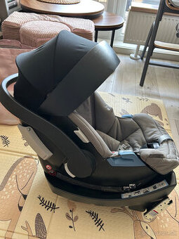 Cybex Aton 5 + Isofix základňa