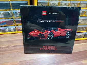 Lego kniha Ferrari Daytona SP3 The Sense of Perfection book