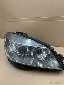 Predné svetla Mercedes-Benz C-class w204
