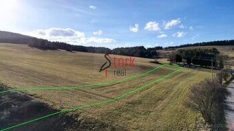 INVESTIČNÝ slnečný pozemok v obci Čelkova Lehota