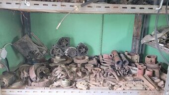 Predám náhradné diely na kombajn forschritt – E514