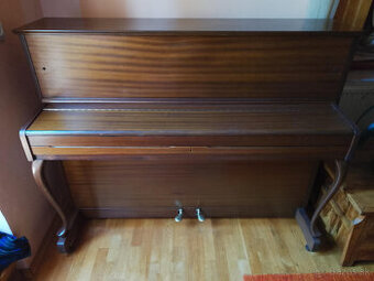 Piano Otto Bach