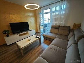 2 izb. luxusný byt s balkónom v centre mesta Košíc