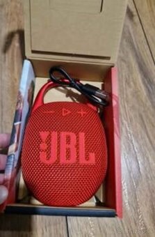 Novy JBL reproduktor clip5