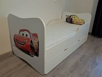Detská posteľ s matracom