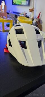 Damska helma bell spark