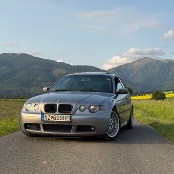 BMW 318ti Compact E46