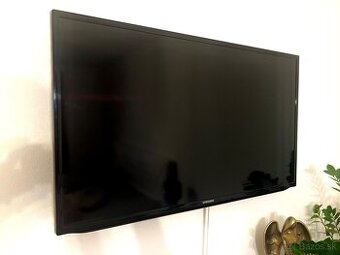 Samsung LCD 107 cm (42”)
