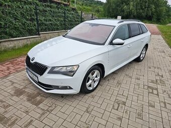 ŠKODA SUPERB III COMBI 1.6 TDI DSG 2016 KESSY KAMERA ŤAŽNÉ