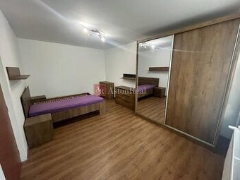 NA PRENÁJOM: 1i byt 40 m2, 4/5 posch. výťah, Beskydská 7.