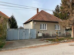 Rodinný dom - Topoľčianky - 1