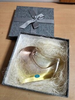 POPOLNÍK NA CIGARY Z HUTNÉHO SKLA--BOHEMIA GLASS--80te. roky