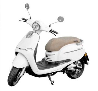 Elektro-skúter Hecht