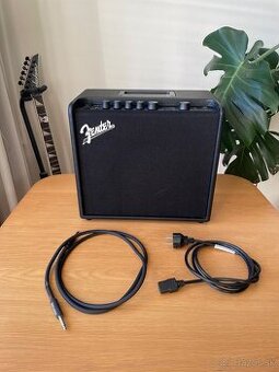 Fender Mustang LT25 Modelingové gitarové kombo