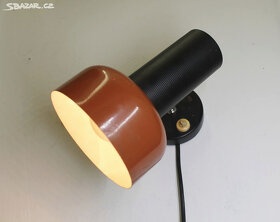 Nástěnná lampa