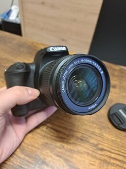 Predám Canon EOS 250D + prenosná taška