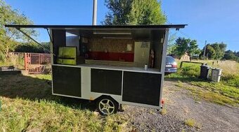 prodám nebo vyměním prodejní stánek za obytňák