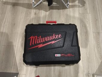 Predam original kufre Milwaukee 10€ ks