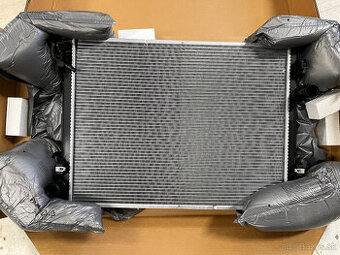 Vodny chladic Chrysler 300C a Dodge Charger, Challenger