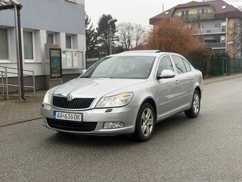 Predám Škoda Octavia II 1.6tdi 77kw Facelift DSG