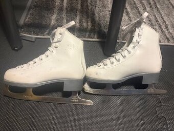 Korčule Botas Nela JR.